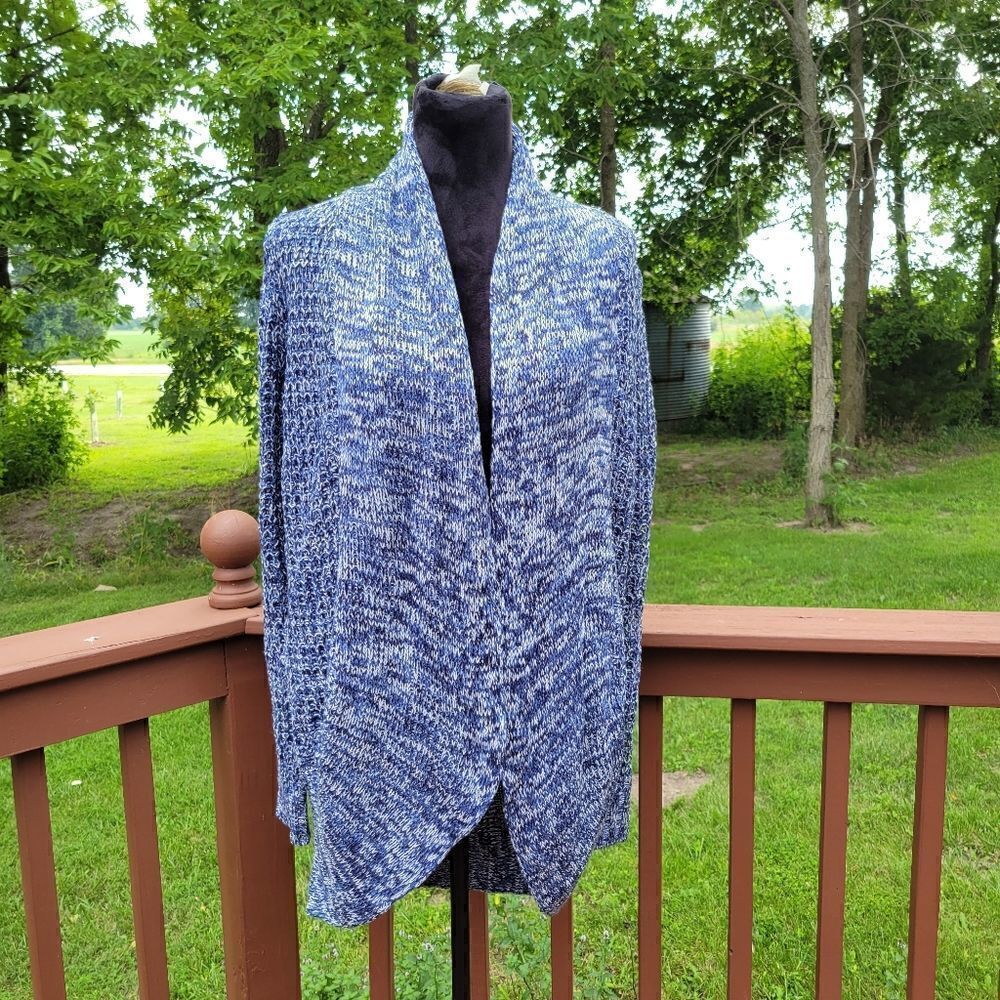 Bobbie Brooks Blue  White Ladies Knit Winter Sweater Cardigan sz Large